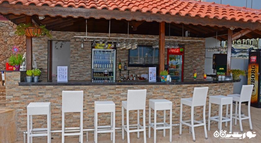 نمای بار هتل لارا